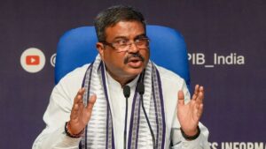 విద్యార్థుల భారీ ఆందోళనల మధ్య కేంద్ర విద్యాశాఖ మంత్రి ధర్మేంద్ర ప్రధాన్ రాజీనామా
